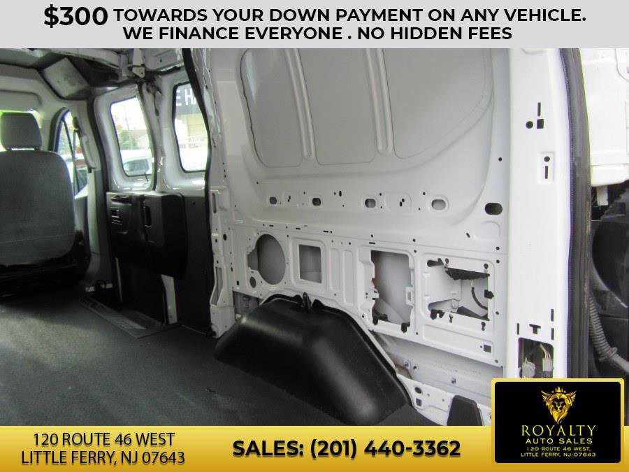 Used 2018 Ford Transit 250 130 Low Roof image 26