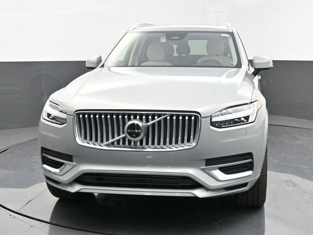 New 2025 Volvo XC90 T8 Plus w/ Protection Package Premier image 3