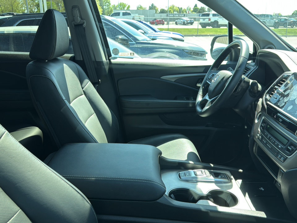 Certified 2024 Honda Ridgeline RTL image 3