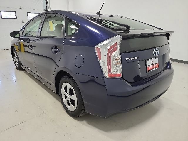 Used 2015 Toyota Prius Two FWD image 6