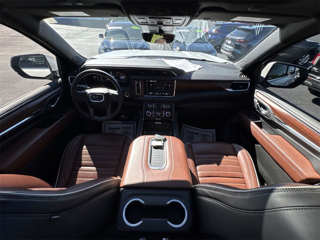 Used 2024 GMC Yukon XL Denali Ultimate image 21