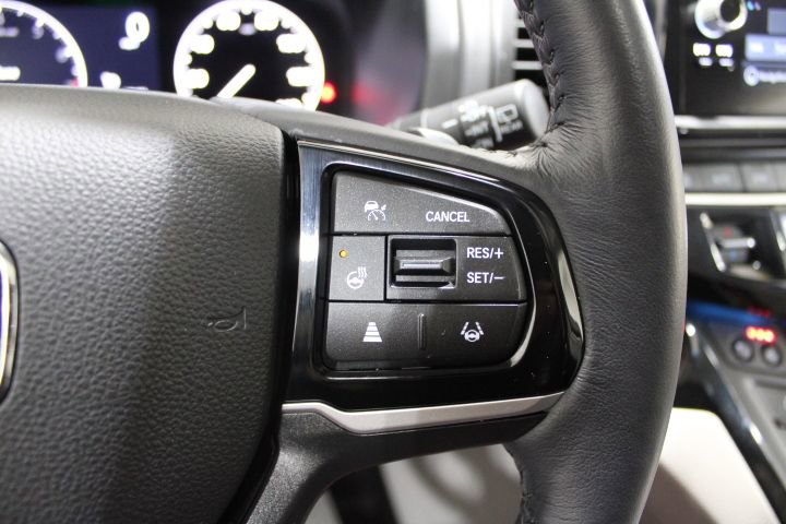 Used 2025 Honda Odyssey Elite image 40