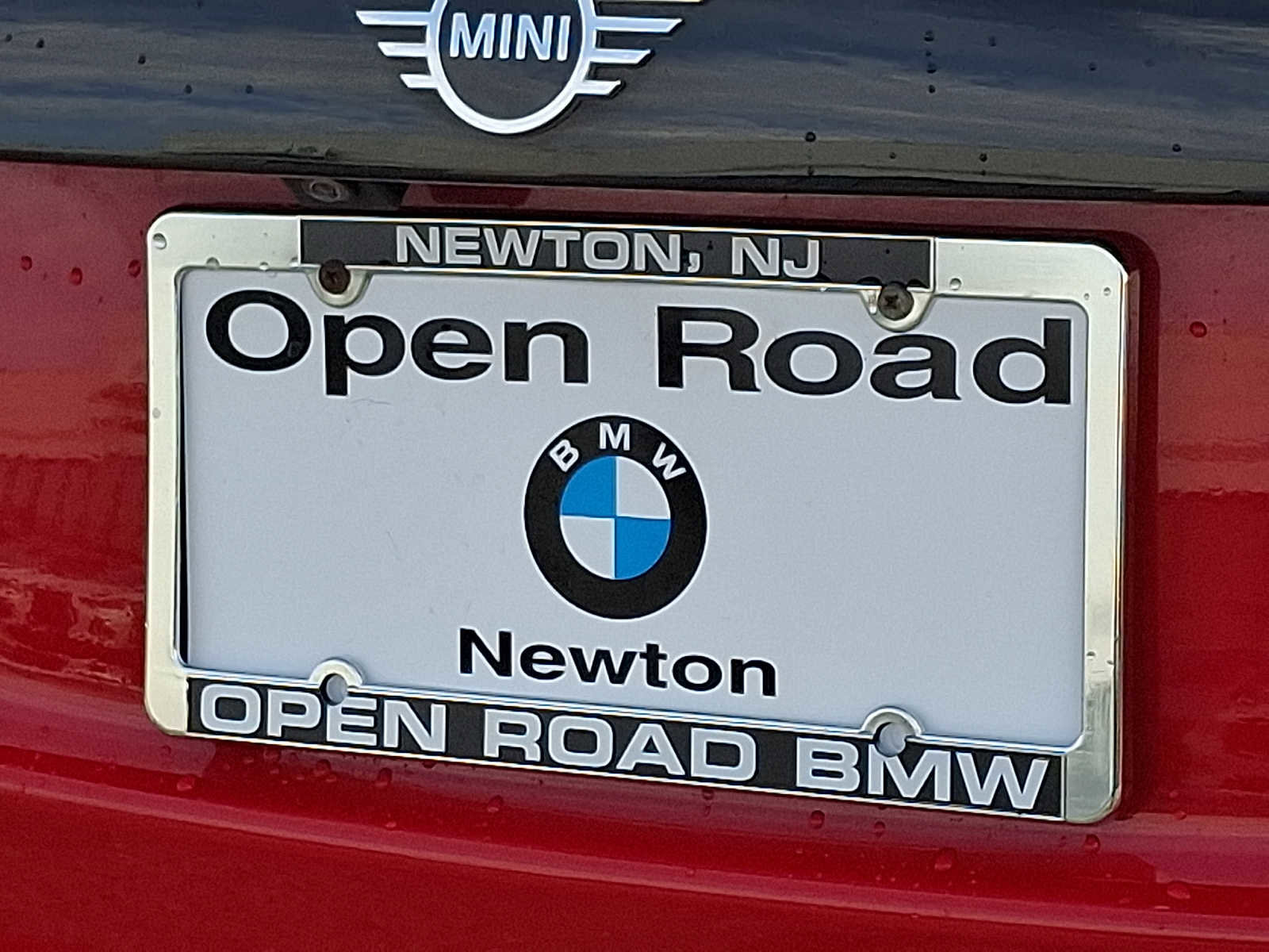 Used 2019 MINI Cooper S w/ Signature Upholstery Package image 30