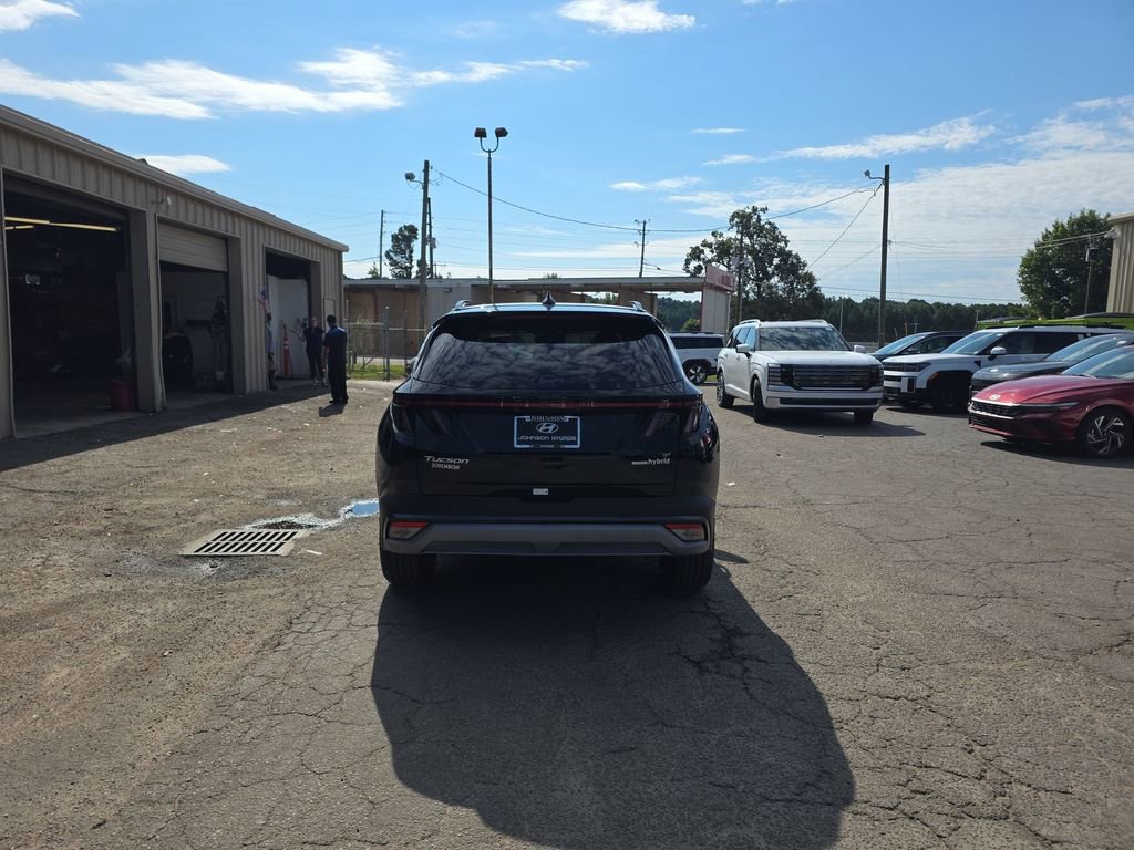 New 2025 Hyundai Tucson Limited image 14