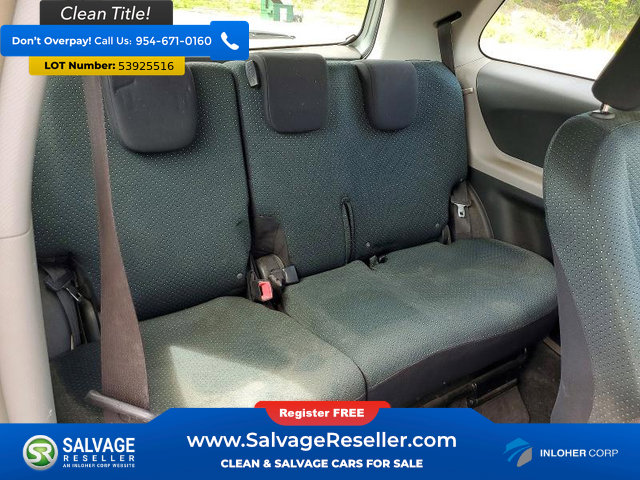 Used 2008 Toyota Yaris 2-Door Hatchback FWD image 15