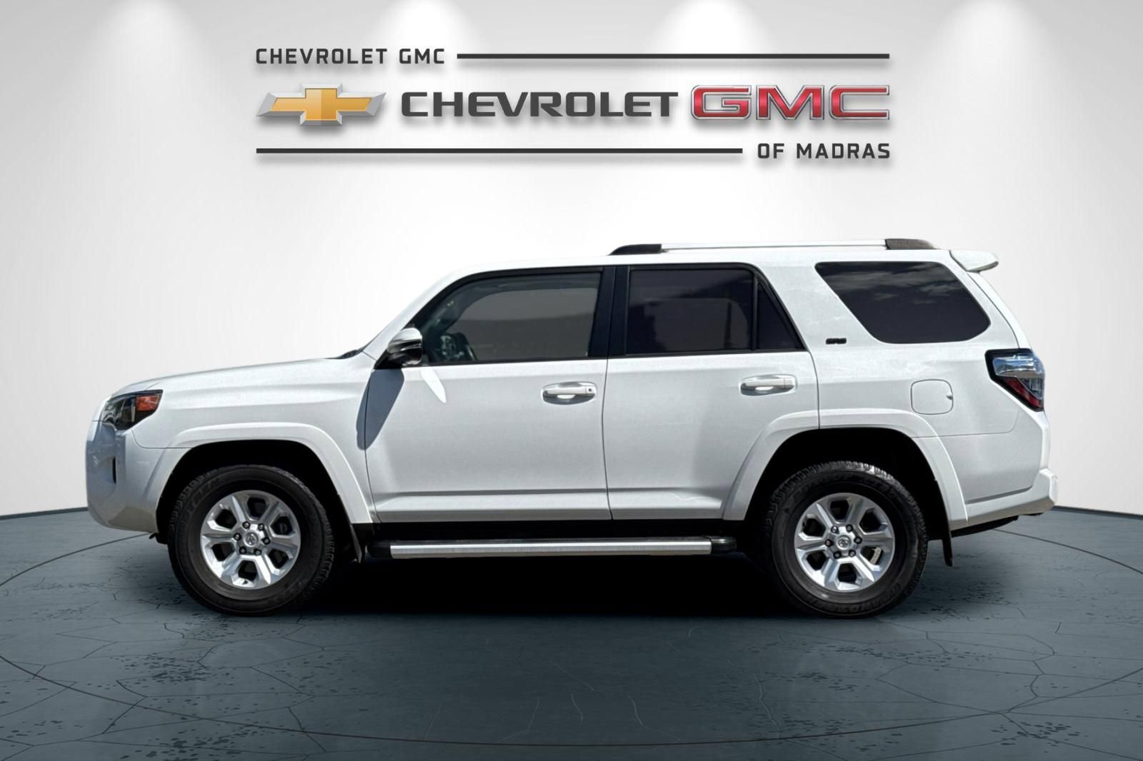 Used 2022 Toyota 4Runner SR5 Premium w/ Moonroof Package image 6