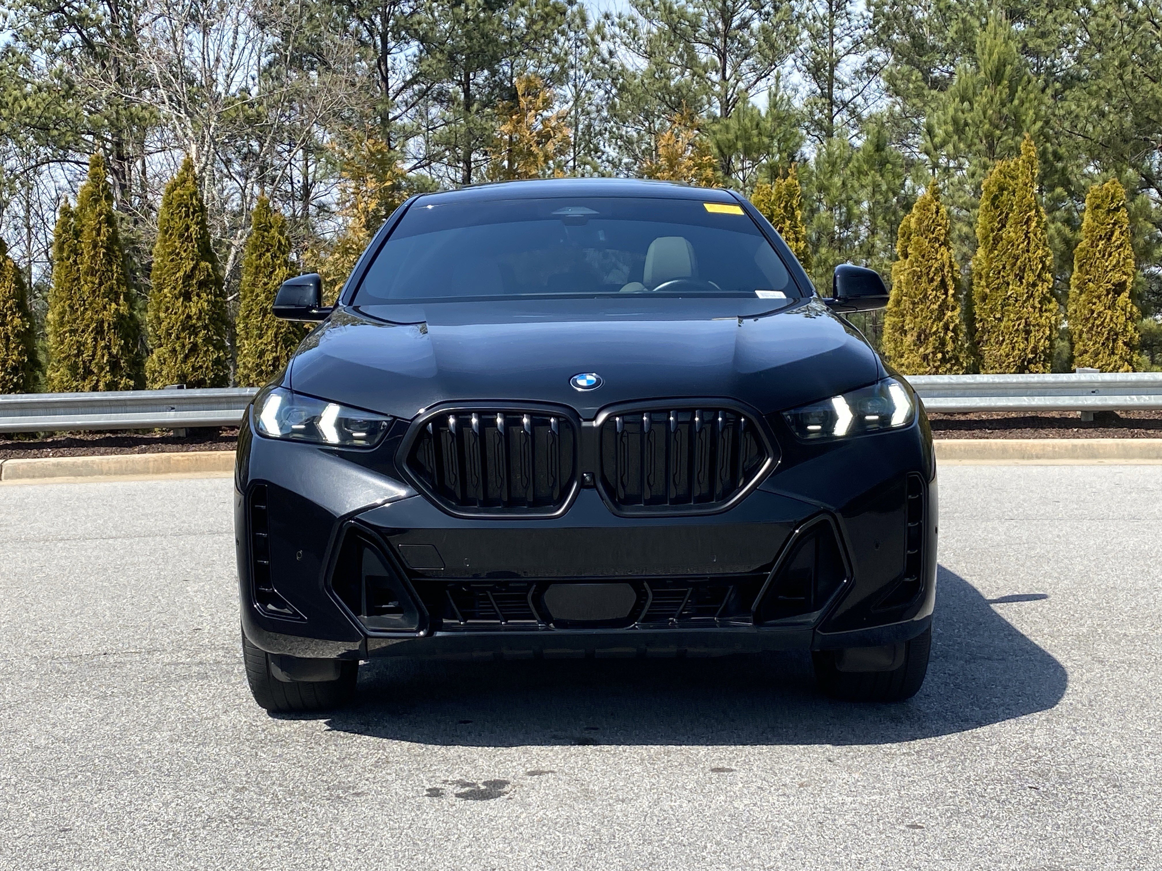 Used 2024 BMW X6 xDrive40i w/ M Sport Professional Package image 12