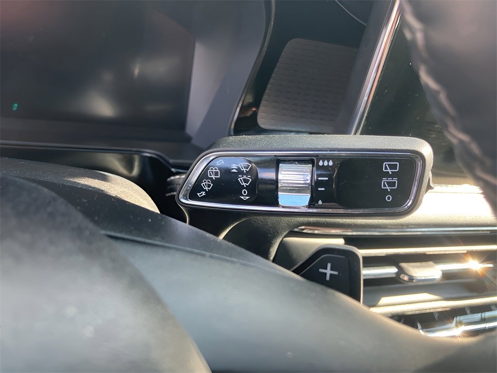 Used 2024 Lincoln Corsair Grand Touring image 19