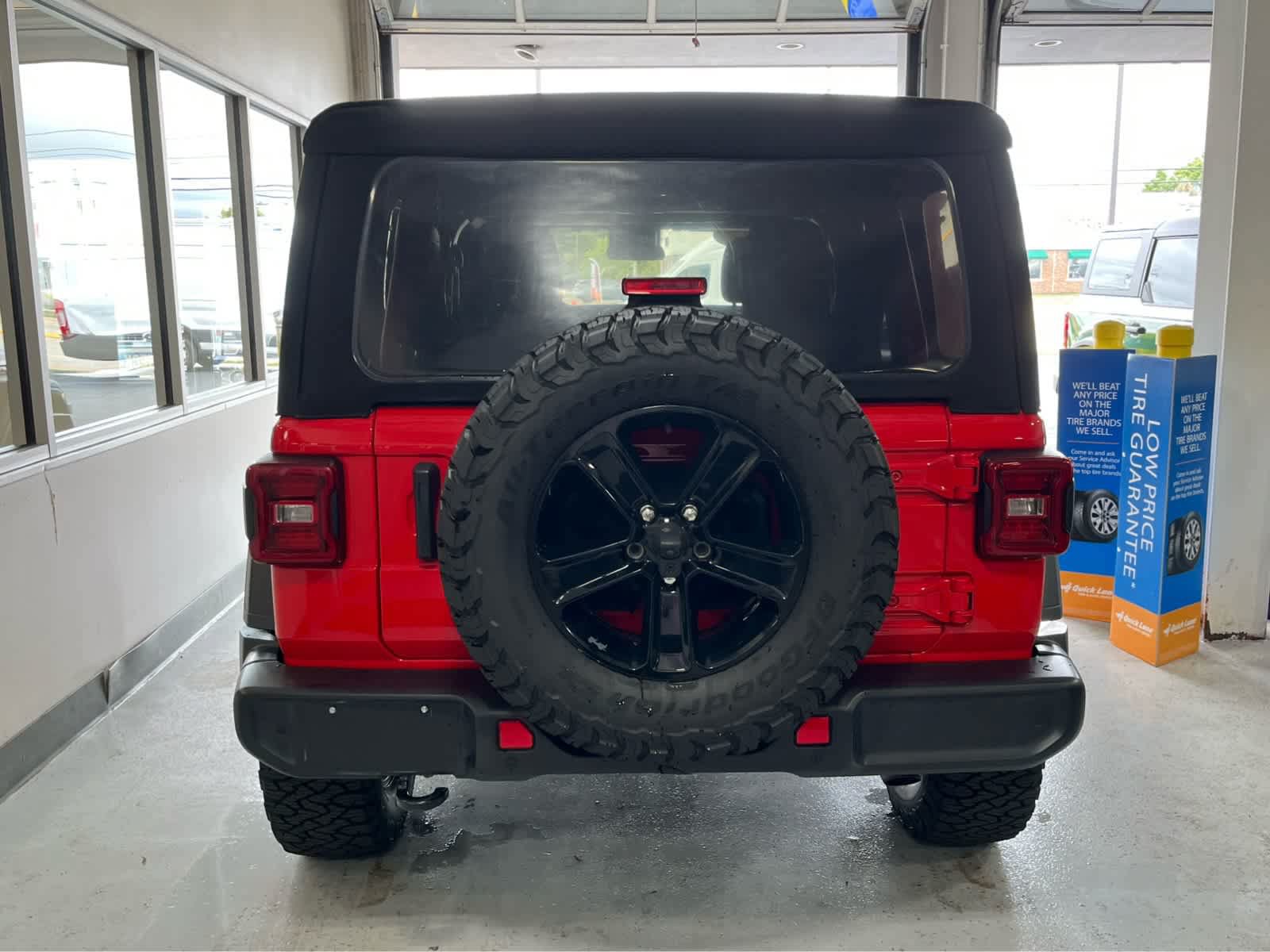 Used 2022 Jeep Wrangler Unlimited Sport AWD/4WD image 8