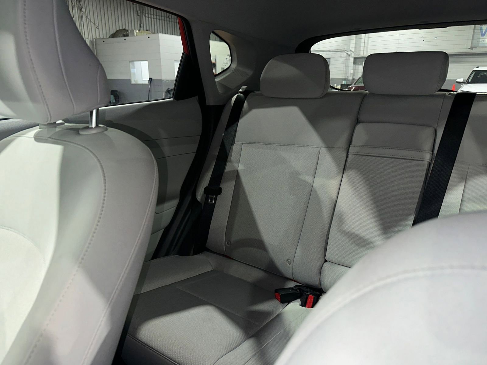 Used 2025 Hyundai Kona SEL image 39