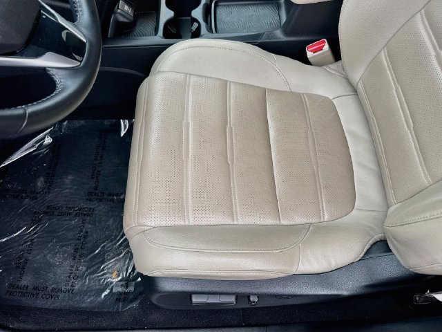 Used 2018 Honda CR-V Touring image 19