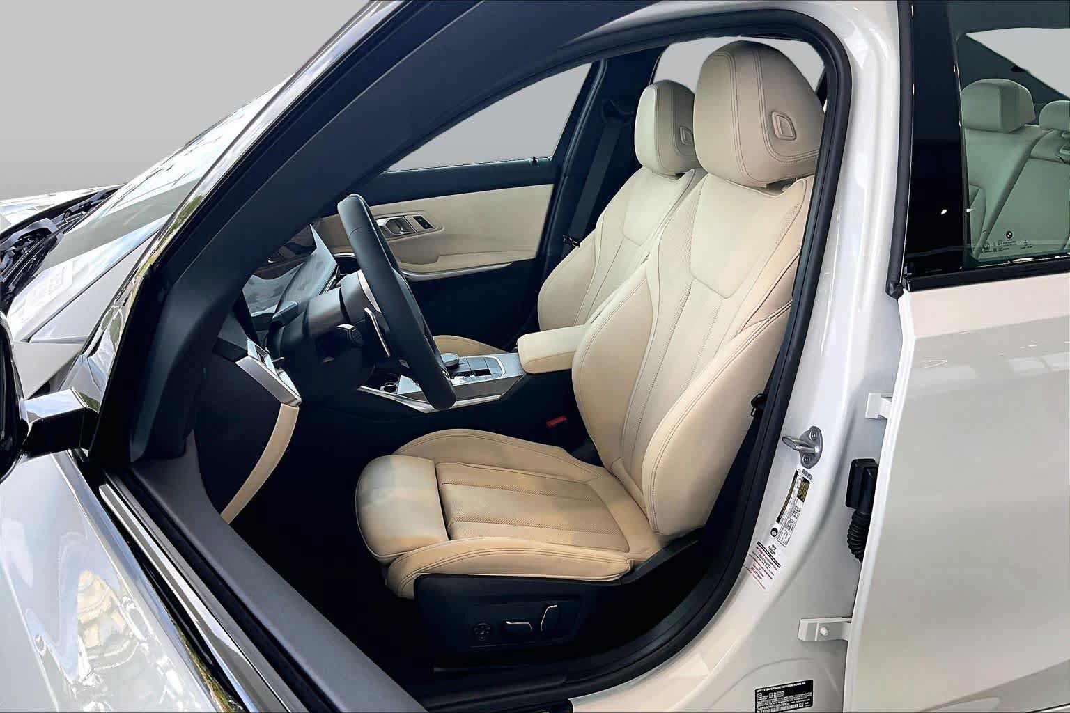 New 2026 BMW 330i Sedan w/ M Sport Package RWD image 9
