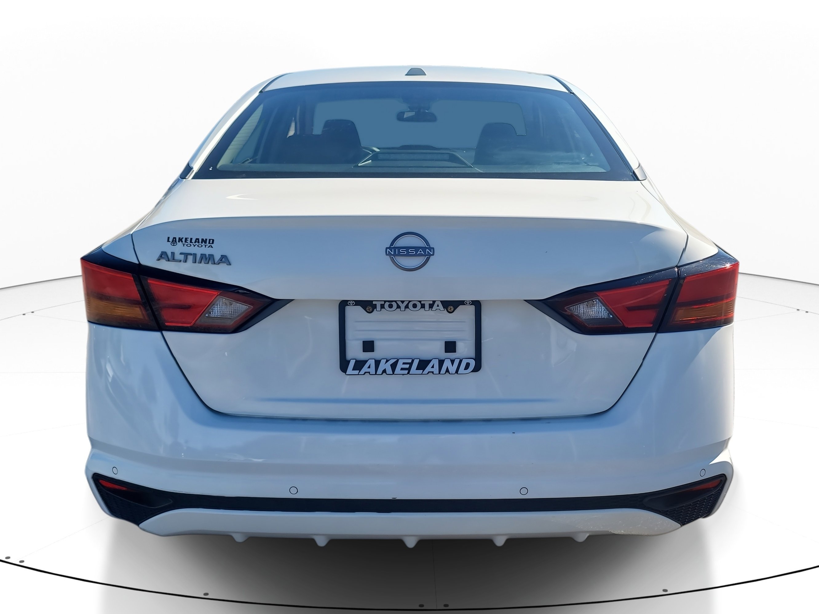 Used 2025 Nissan Altima 2.5 SV image 6