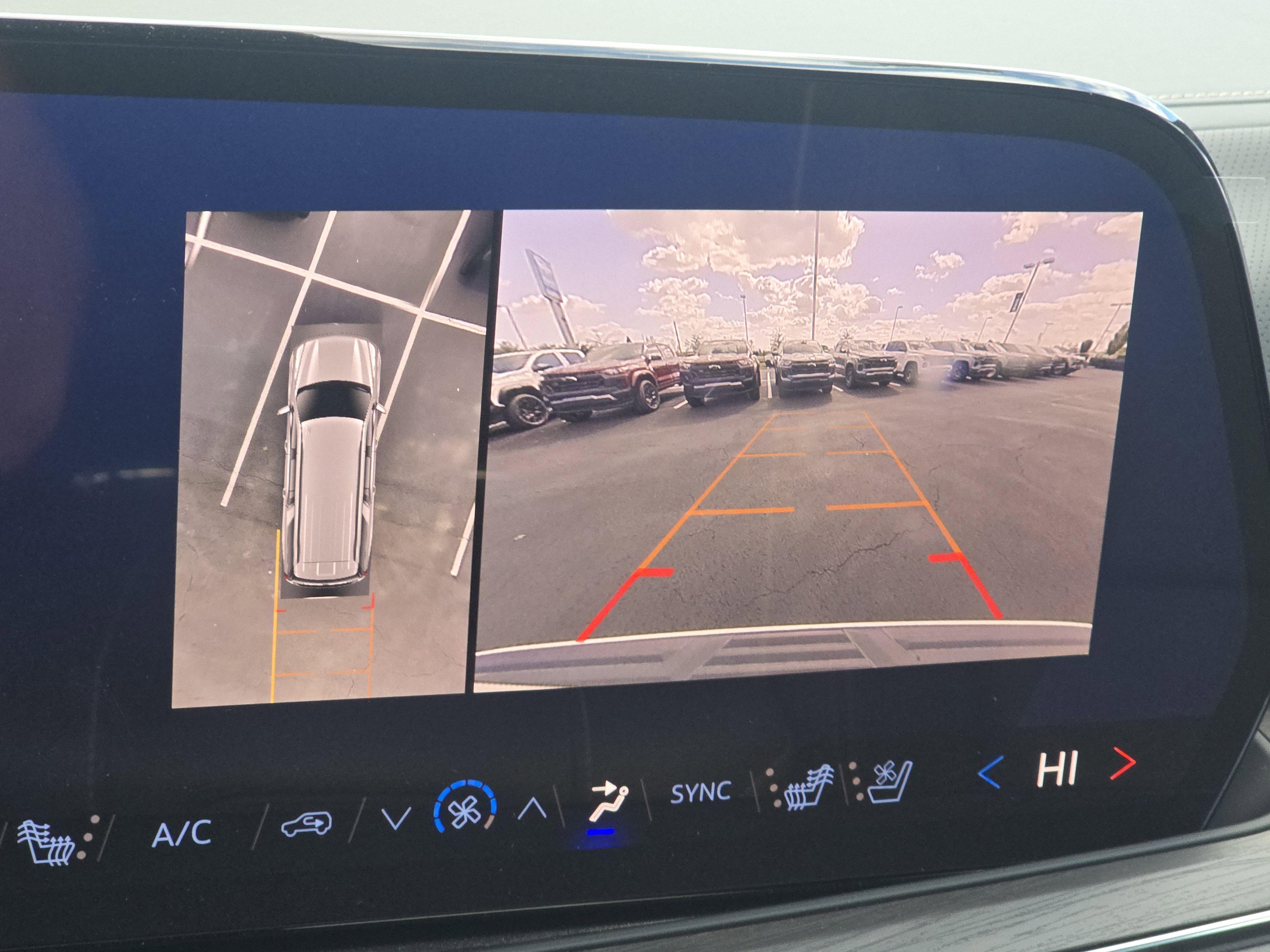 New 2025 Chevrolet Suburban Premier image 7