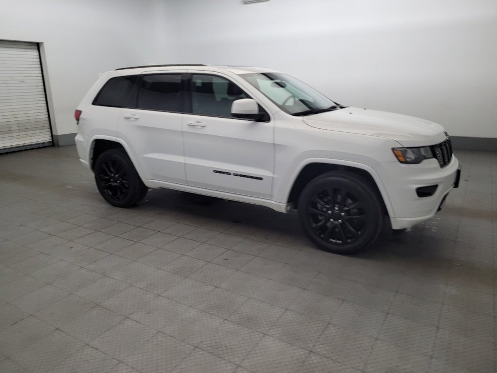 Used 2021 Jeep Grand Cherokee Laredo X image 11