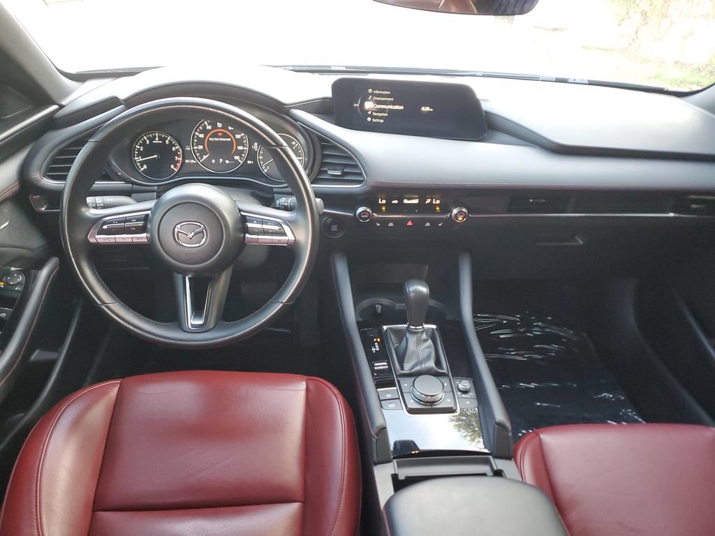 Used 2022 MAZDA MAZDA3 s FWD image 3