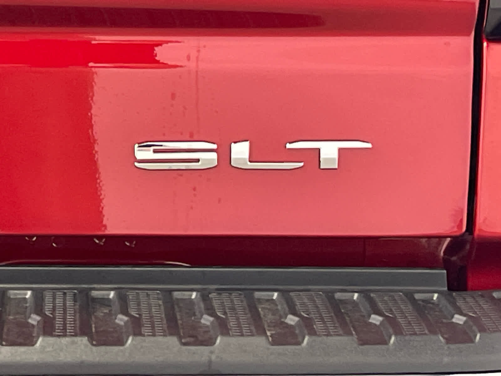 New 2026 GMC Sierra 1500 SLT w/ SLT Premium Plus Package image 10