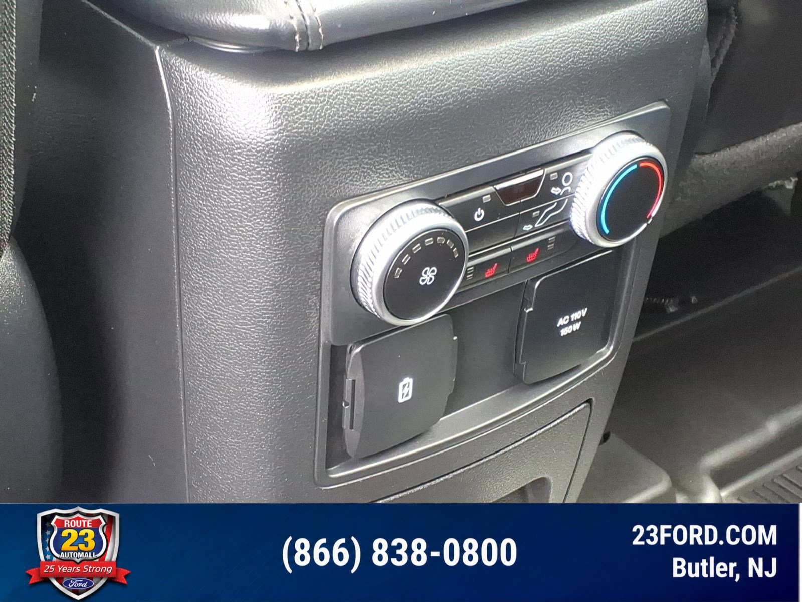 Certified 2023 Ford Explorer Platinum w/ Technology Package AWD/4WD image 26