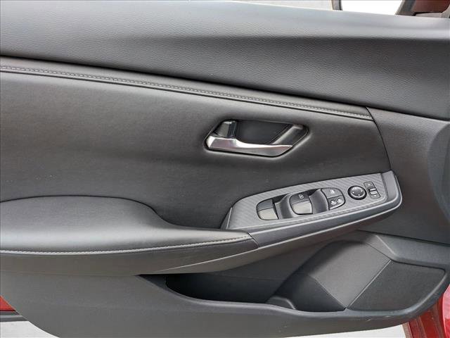 Used 2024 Nissan Sentra SV FWD image 10