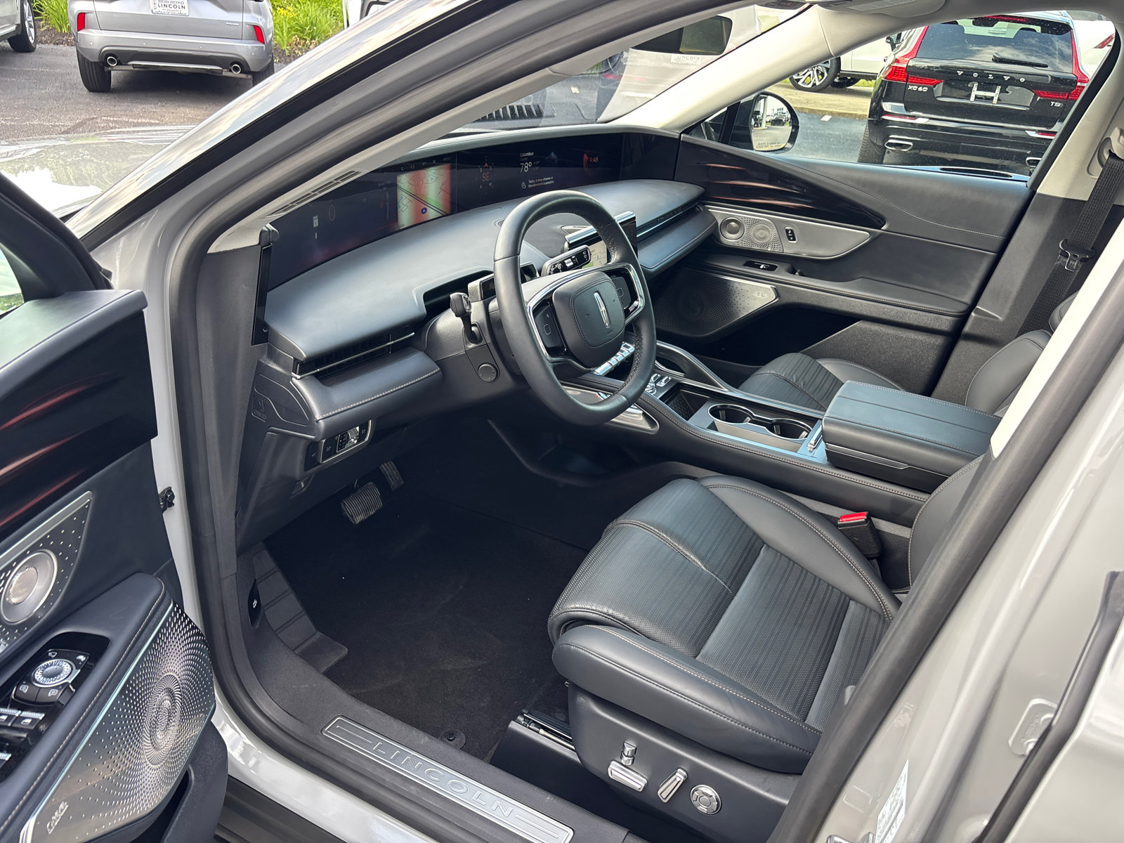 New 2026 Lincoln Nautilus Reserve AWD/4WD image 25