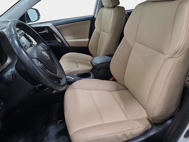 Used 2015 Toyota RAV4 Limited image 13