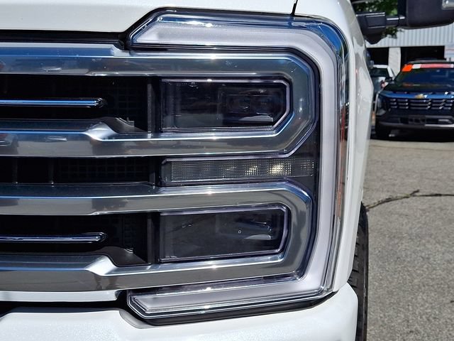 Used 2026 Ford F350 Platinum w/ Platinum Plus Package AWD/4WD image 9
