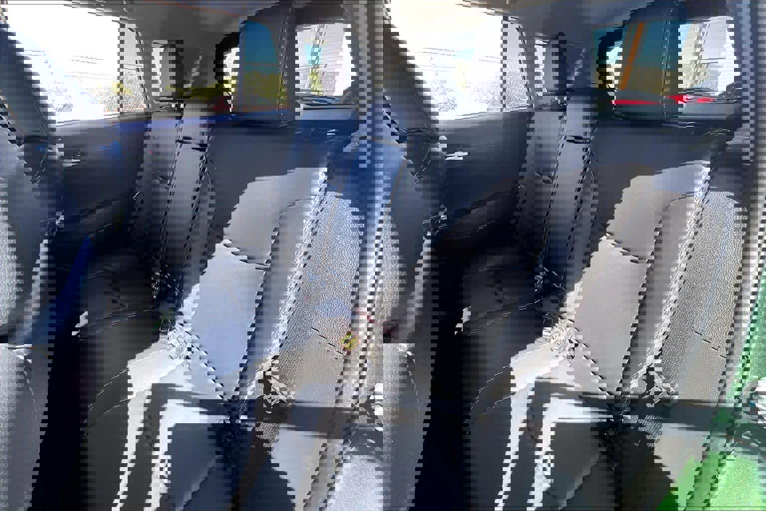 Used 2022 Toyota Corolla Cross XLE w/ Convenience Package image 21