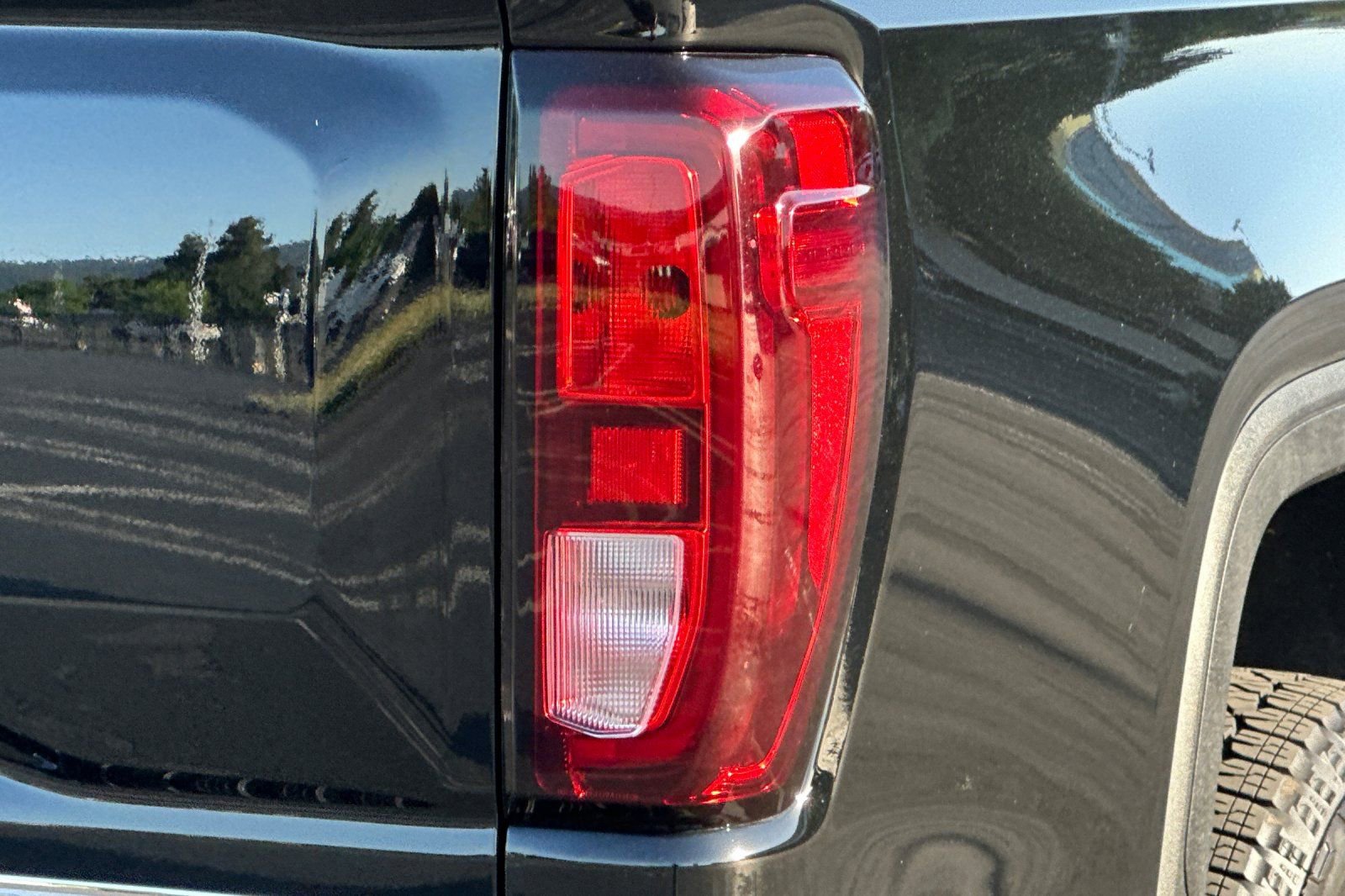 Used 2026 GMC Sierra 1500 Elevation w/ Elevation Premium Package AWD/4WD image 49