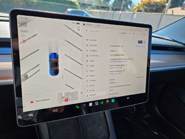Used 2023 Tesla Model 3 Standard Range RWD image 30