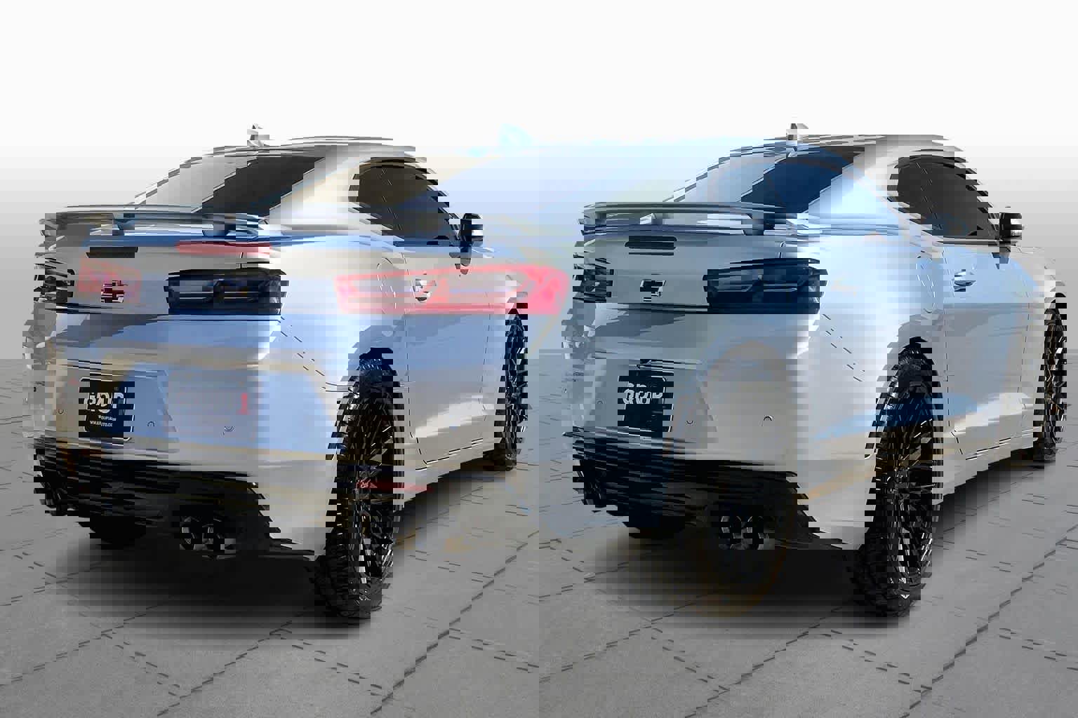 Used 2017 Chevrolet Camaro SS image 11