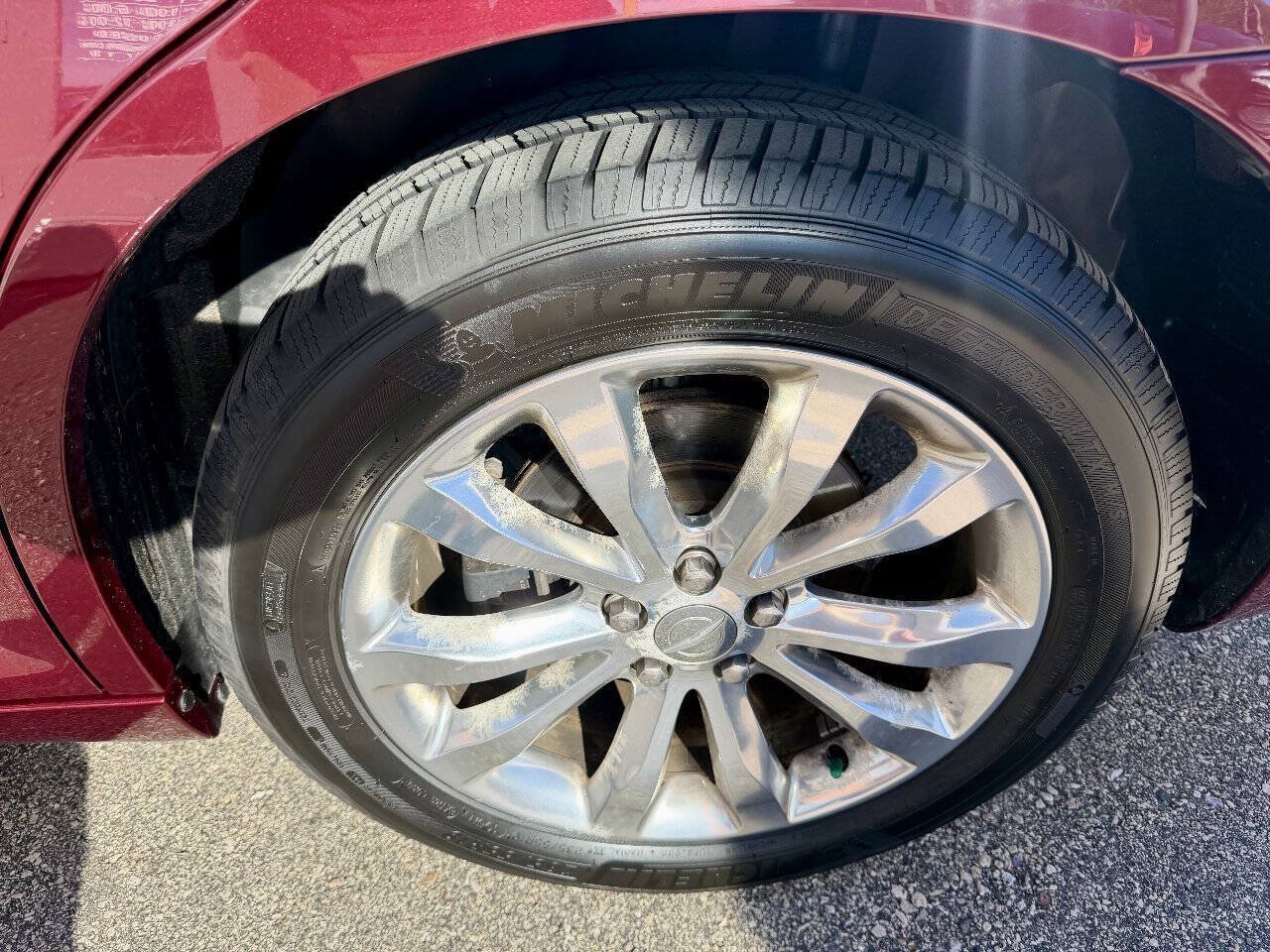 Used 2016 Chrysler 300 C AWD/4WD image 15