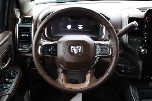Used 2026 RAM 2500 Limited AWD/4WD image 24