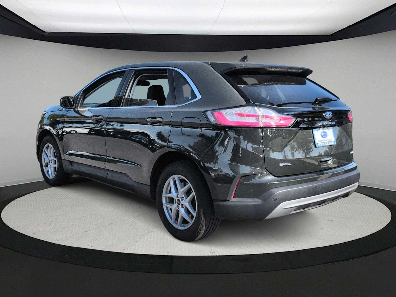 Used 2024 Ford Edge SEL AWD/4WD image 6