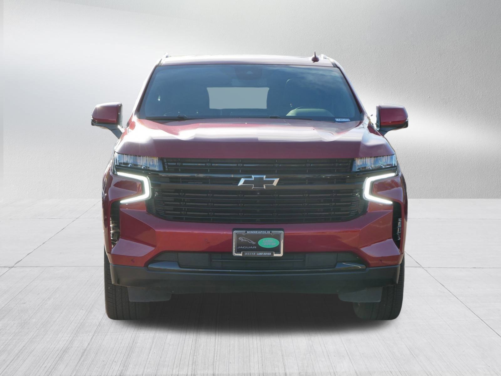 Used 2023 Chevrolet Suburban RST w/ Sport Performance Package image 2