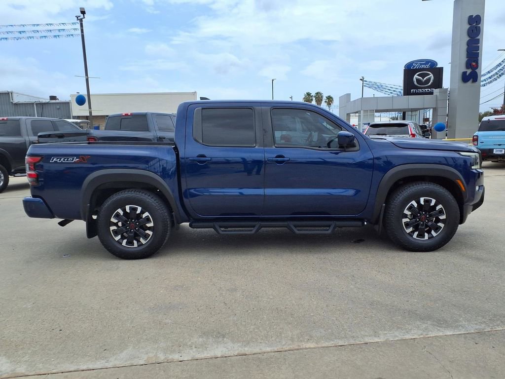 Used 2022 Nissan Frontier Pro-X RWD image 9