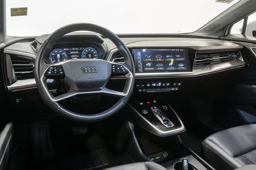 Used 2023 Audi Q4 e-tron Premium Plus w/ Premium Plus AWD/4WD image 7