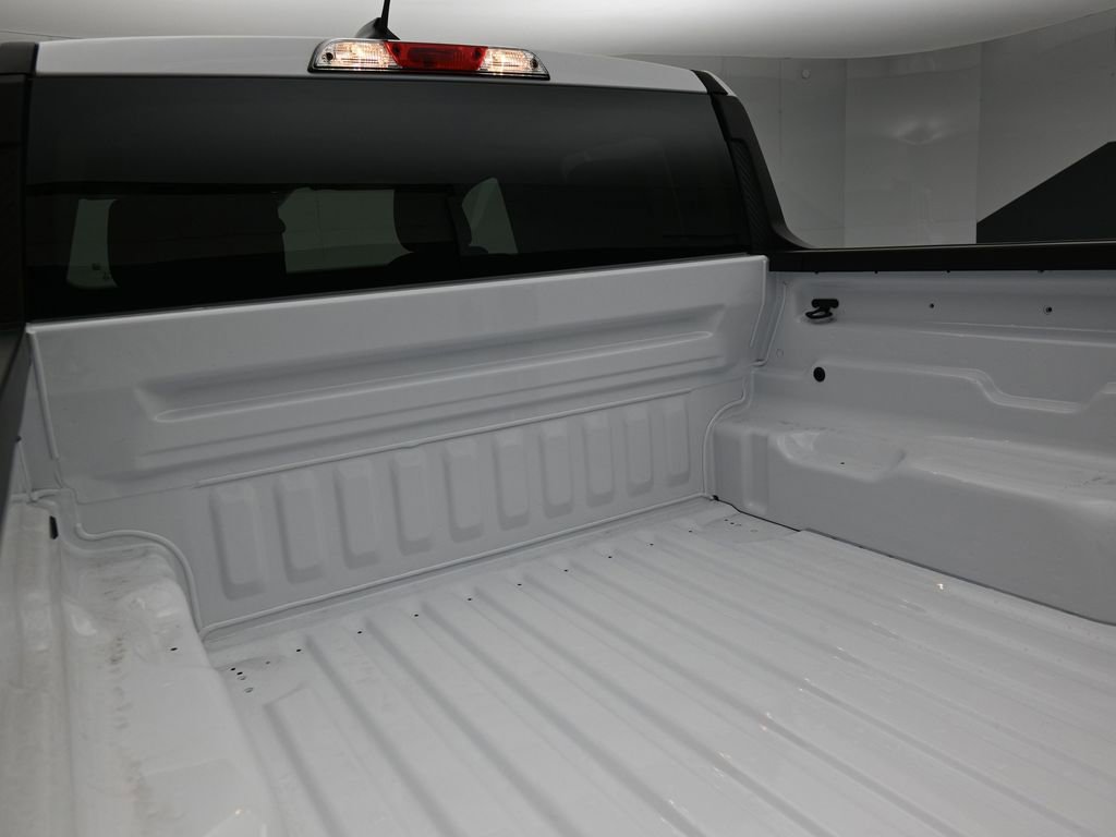 New 2026 Ford Maverick XL image 19