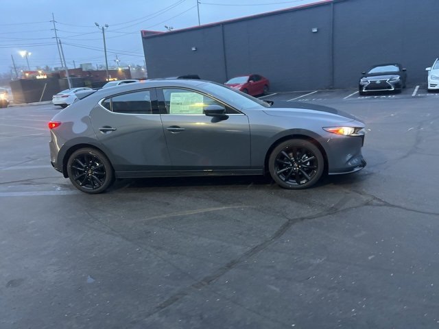 New 2026 MAZDA MAZDA3 Hatchback w/Premium Plus Pkg image 5
