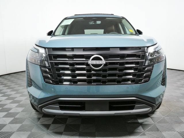 Used 2026 Nissan Pathfinder Platinum w/ Cargo Package FWD image 9