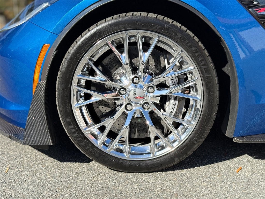 Used 2016 Chevrolet Corvette Z06 w/ 3LZ Preferred Equipment Group image 21