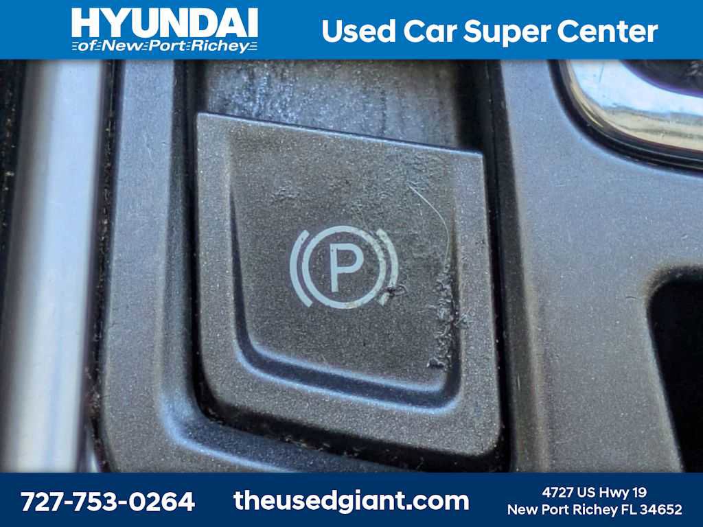Used 2014 Cadillac SRX Luxury FWD image 28
