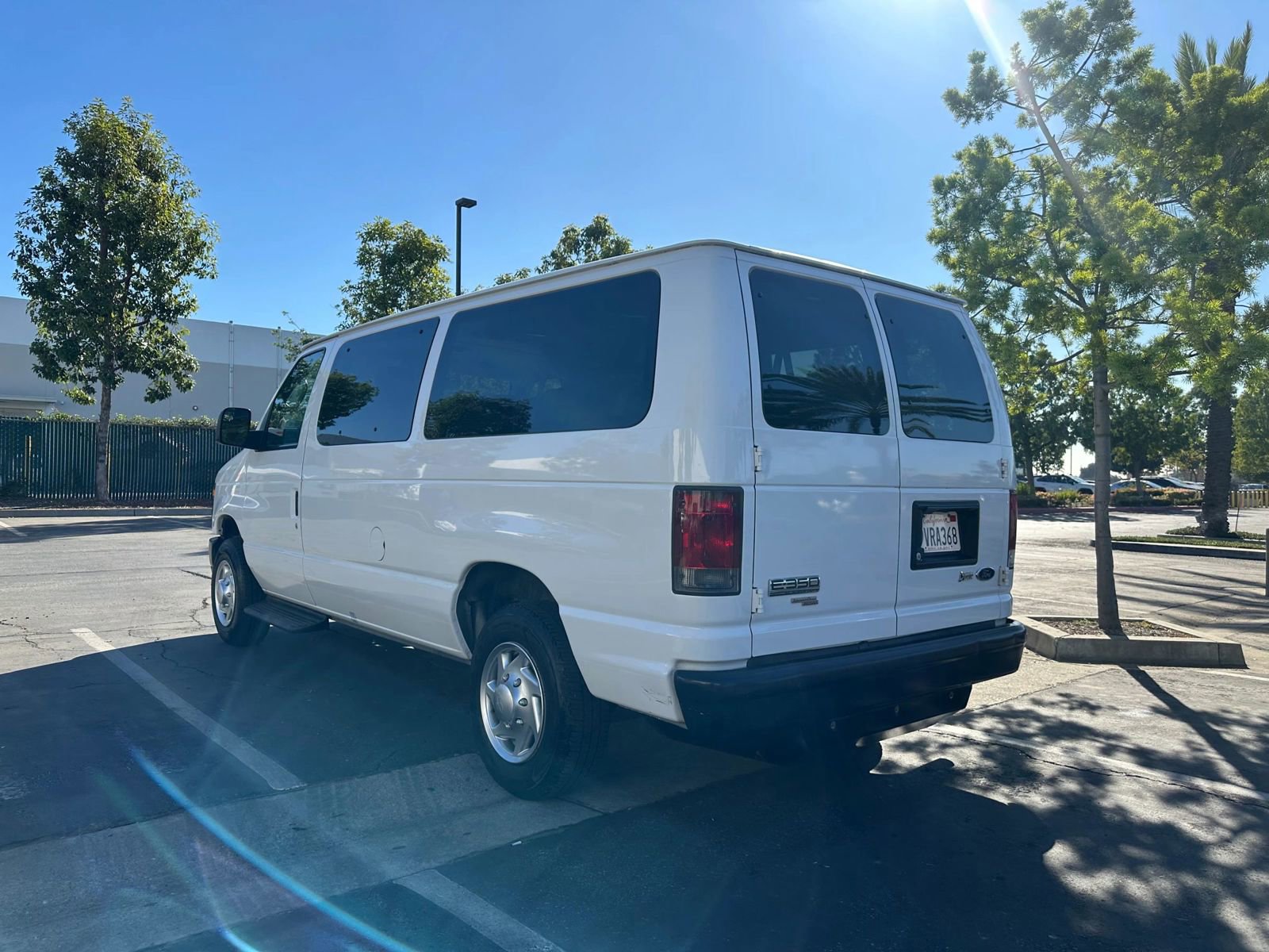 Used 2012 Ford E-350 and Econoline 350 XL w/ Interior Upgrade Pkg image 3