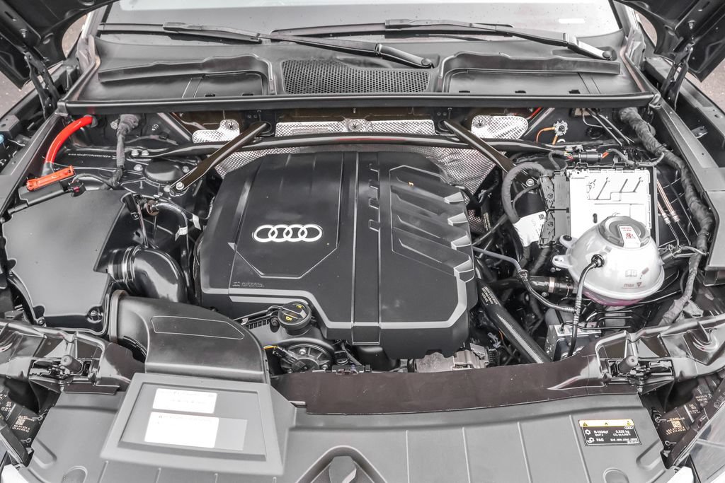 Used 2024 Audi Q5 2.0T Premium w/ Convenience Package AWD/4WD image 42