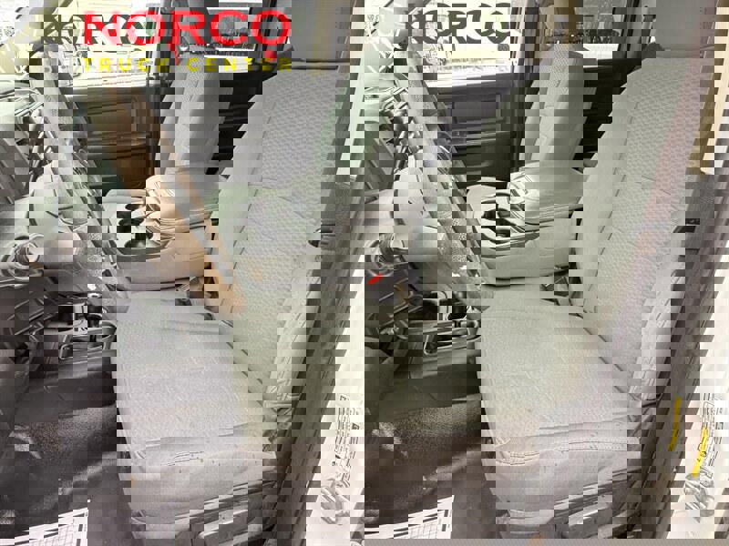 Used 2018 RAM 3500 Tradesman w/ Chrome Appearance Group image 20