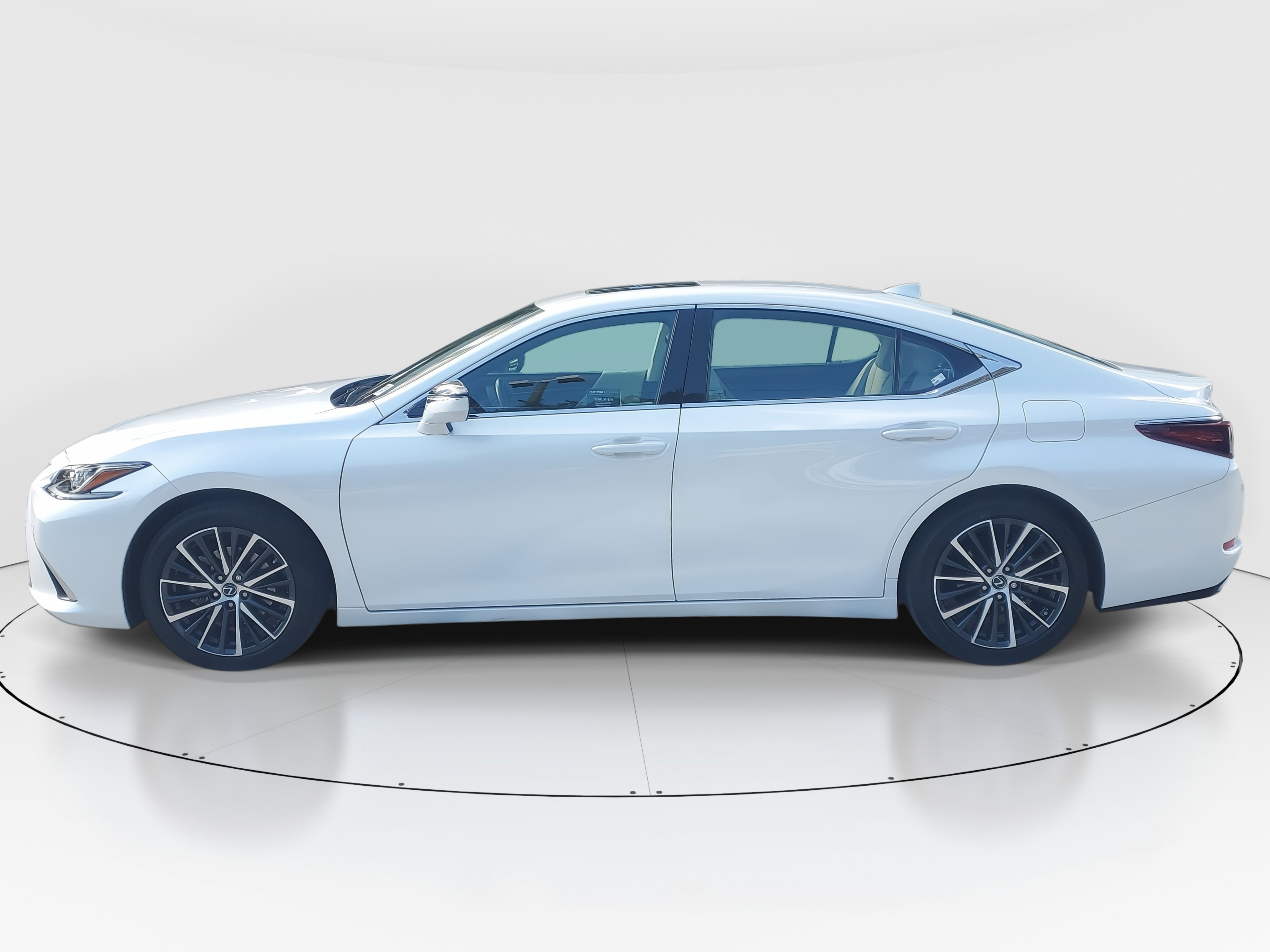 Certified 2025 Lexus ES 350 w/ Premium Package image 8