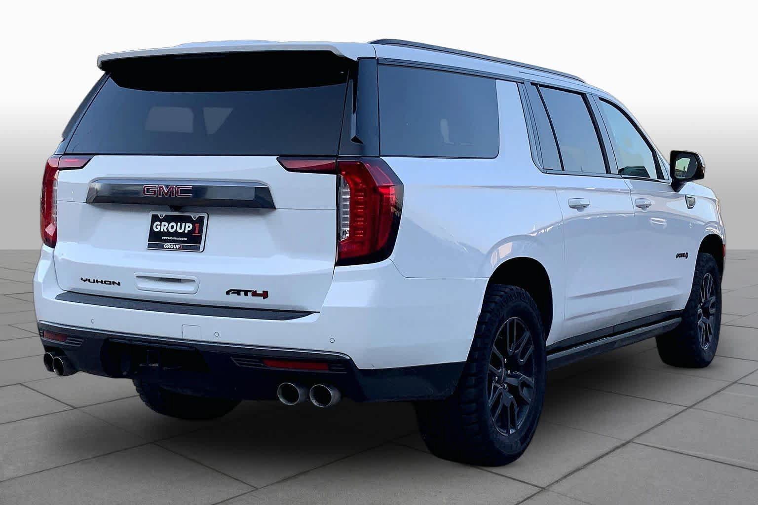Used 2024 GMC Yukon XL AT4 w/ AT4 Premium Plus Package AWD/4WD image 25