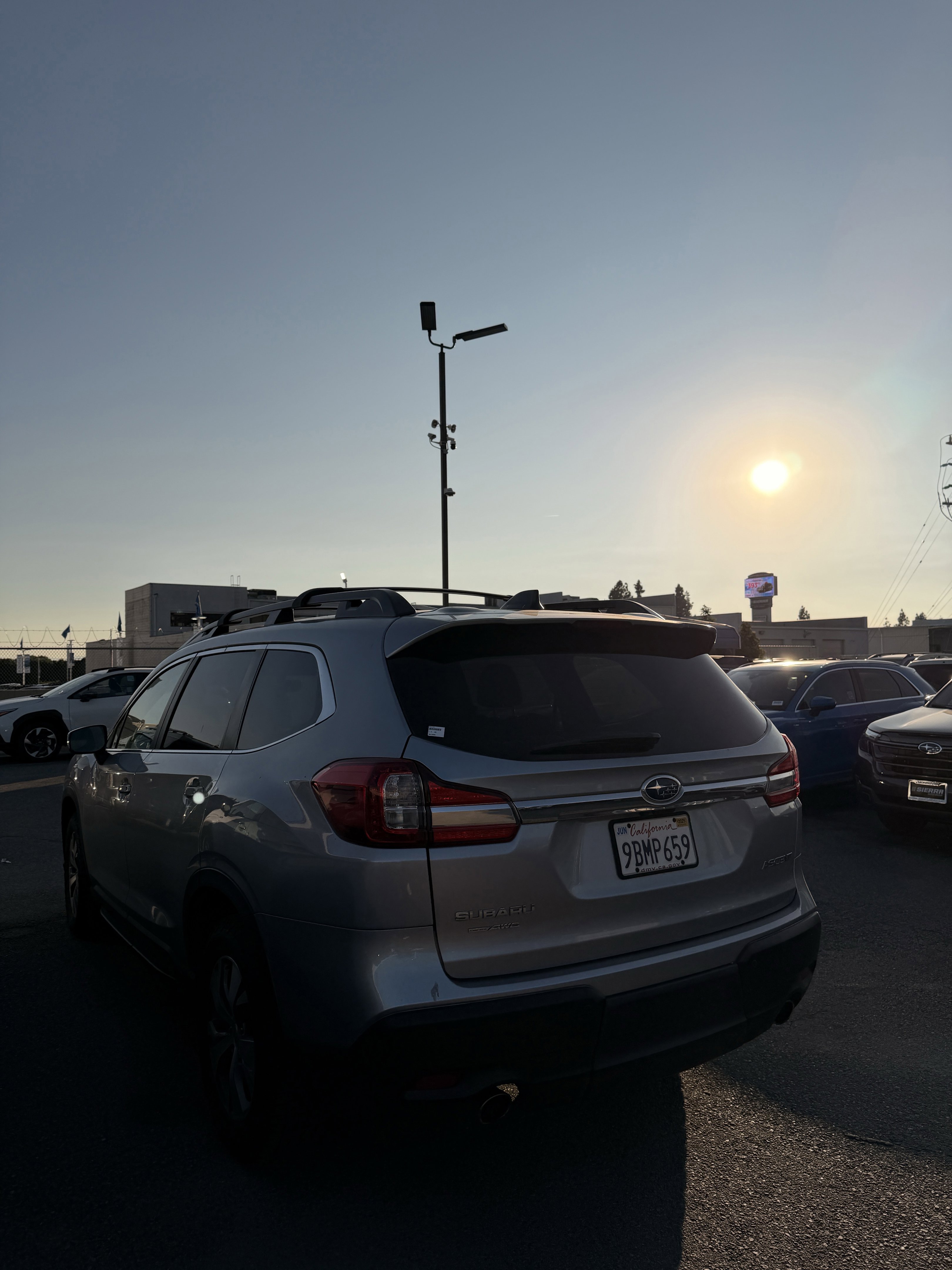 Used 2022 Subaru Ascent Premium w/ Convenience Package image 3