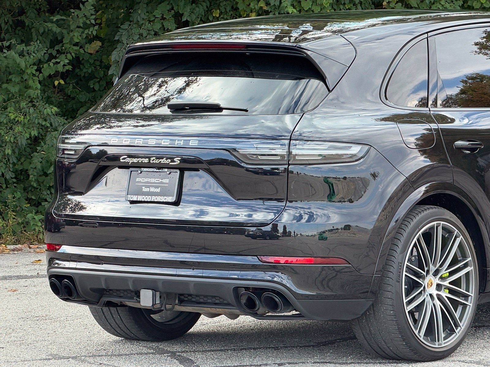 Certified 2020 Porsche Cayenne Turbo S AWD/4WD image 9