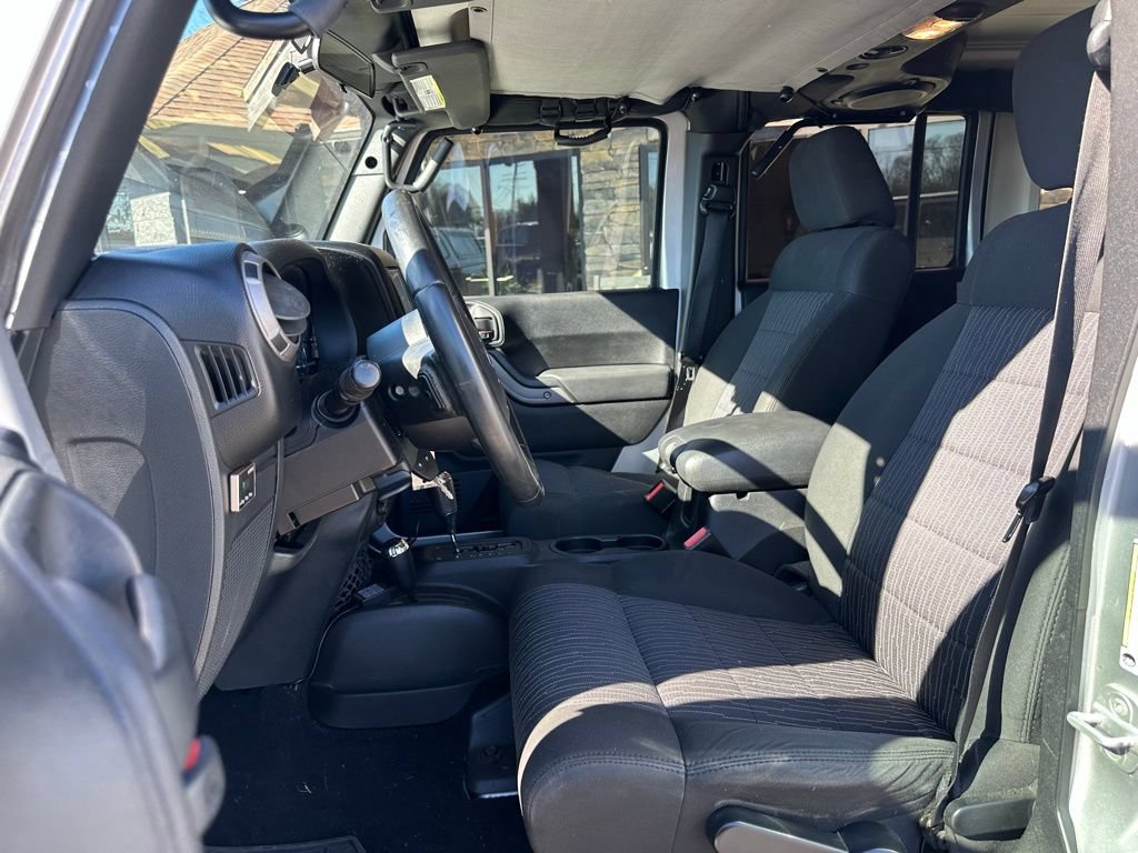 Used 2011 Jeep Wrangler Unlimited Sport AWD/4WD image 10