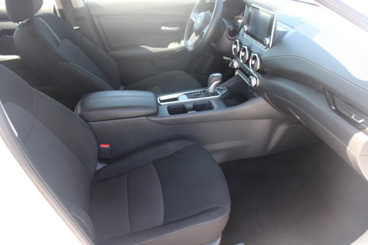 Used 2025 Nissan Sentra SV FWD image 18